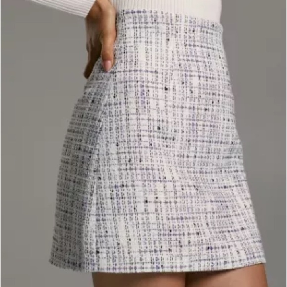 Babaton Brynn classic mini skirt - Picture 3 of 8